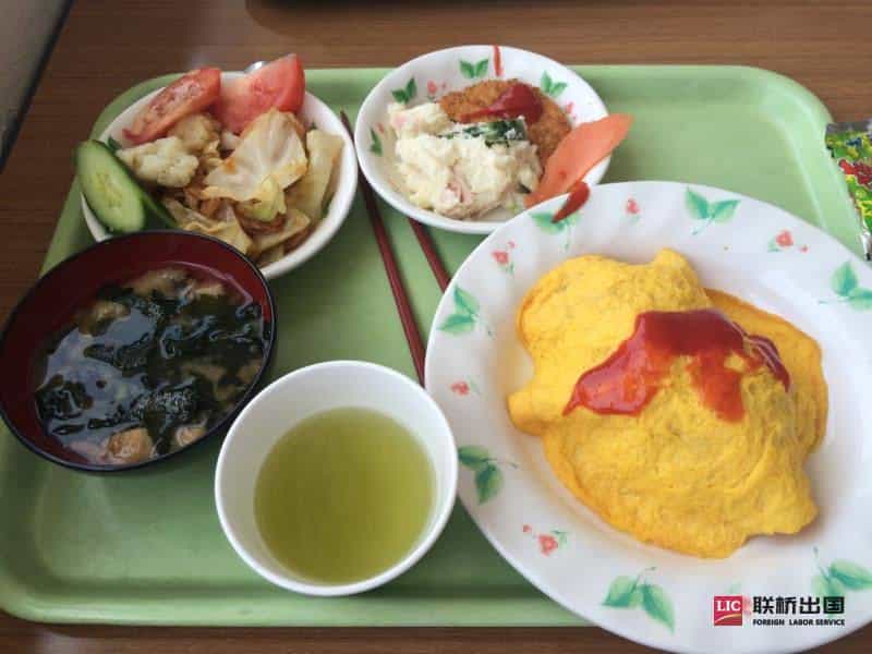 三明治漢堡加工女工(圖2)