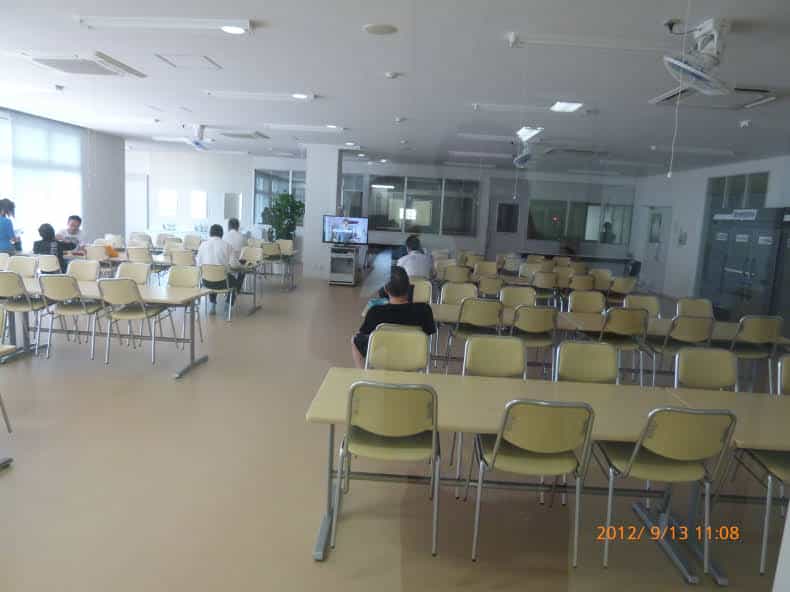 盒飯加工女工(圖3)