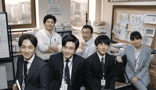 韓企面試都穿啥？穿套合格正裝去面試讓你自信滿滿。-- 中韓人力網(wǎng)